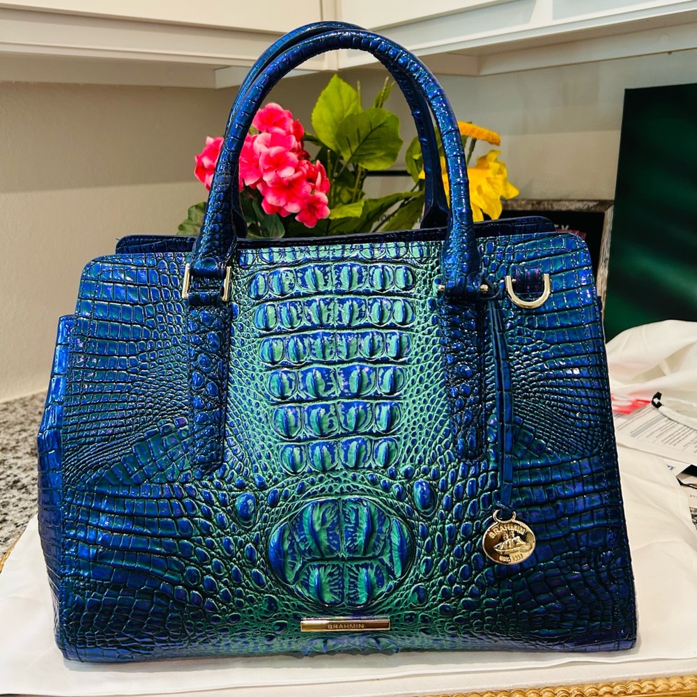 Brahmin Royalty Small Finley - Picture 2 of 8